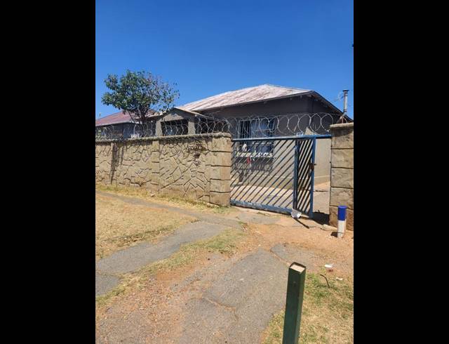 7 BEDROOM HOUSE FOR SALE IN TURFFONTEIN